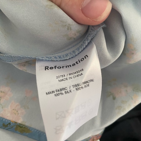 Reformation Britten Dress Size M - Picture 3 of 3